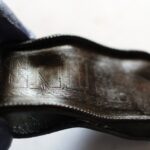 Sielpia. Znaleziska stowarzyszenia historycznego "Pasja”. Posrebrzany element w formie bransolety z napisem suvenir / Stowarzyszenie historyczne "Pasja"