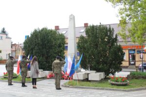 03.05.2020. Pińczów. Obchody rocznicy uchwalenia Konstytucji 3 Maja / Marta Gajda / Radio Kielce