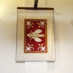 30.04.2019 Warszawa. Pałac Prezydencki. Sala Chorągwiana, gdzie znajdują się repliki polskich chorągwi z różnych okresów historycznych, a także kopie Konstytucji 3 Maja i Konstytucji dla Europy Wojciecha Jastrzębowskiego z 1831. Chorągiew Wojskowa Króla Jana III Sobieskiego, ok 1683 r. / Jarosław Kubalski / Radio Kielce