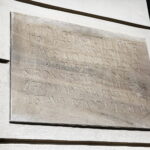 30.04.2019 Warszawa. Pałac Prezydencki. Tablica upamiętniająca obrady nad tworzeniem Konstytucji 3 Maja / Jarosław Kubalski / Radio Kielce