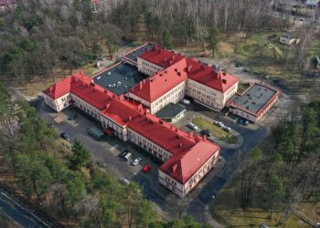 31.03.2020 Skarżysko - Kamienna. Szpital powiatowy / Jarosław Kubalski / Radio Kielce