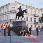 12.05.2020 Kielce. Plac Wolności. Uroczystości w 85. rocznicę śmierci Marszałka Józefa Piłsudskiego / Jarosław Kubalski / Radio Kielce