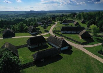 Tokarnia. Muzeum Wsi Kieleckiej - Park Etnograficzny / Jarosław Kubalski / Radio Kielce