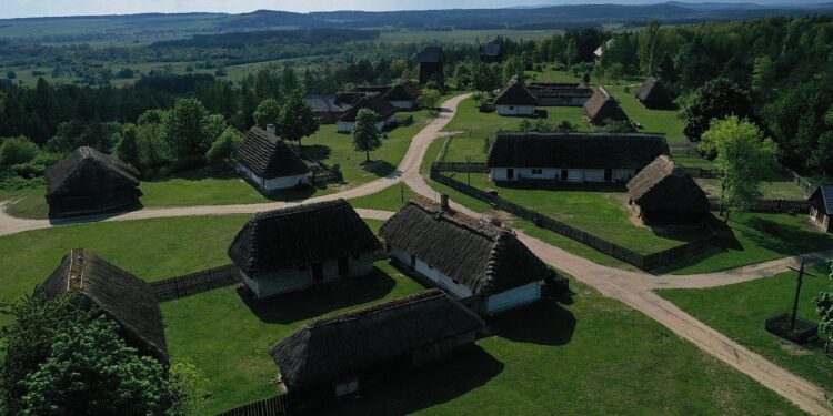 Tokarnia. Muzeum Wsi Kieleckiej - Park Etnograficzny / Jarosław Kubalski / Radio Kielce