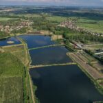 14.05.2020 Stawy, gmina Imielno. Gospodarstwo rybackie / Jarosław Kubalski / Radio Kielce