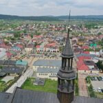 15.05.2020 Chęciny. Widok na miasto. Kościół św. Bartłomieja i zamek / Jarosław Kubalski / Radio Kielce