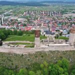 Wkrótce początek sezonu turystycznego w Świętokrzyskiem. Przewodnik radzi, co warto zwiedzić