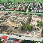 19.05.2020 Chęciny. Park. Budowa parku miejskiego / Jarosław Kubalski / Radio Kielce