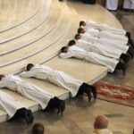 30.05.2020 Kielce. Kościół św. Józefa Robotnika. Święcenia kapłańskie / Jarosław Kubalski / Radio Kielce