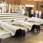 30.05.2020 Kielce. Kościół św. Józefa Robotnika. Święcenia kapłańskie / Jarosław Kubalski / Radio Kielce