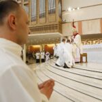 30.05.2020 Kielce. Kościół św. Józefa Robotnika. Święcenia kapłańskie / Jarosław Kubalski / Radio Kielce