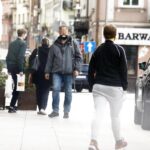 13.05.2020 Kielce. Koronawirus. Ludzie i maseczki / Jarosław Kubalski / Radio Kielce