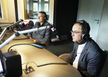 25.05.2020 Radio Kielce. Punkty Widzenia. Wojciech Przybylski - dyrektor szpitala w Końskich i Dariusz Saletra - dyrektor oddziału Artimed PZU Zdrowie w Kielcach / Jarosław Kubalski / Radio Kielce