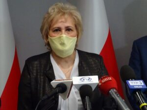 29.05.2020 Starachowice. Konferencja w sprawie badania nauczycieli. Na zdjęciu Danuta Krępa - radna powiatowa PiS / Emilia Sitarska / Radio Kielce