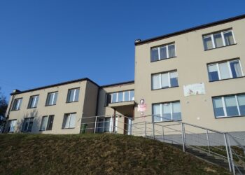 24.05.2020. Opatów. Budynek dawnego internatu / Emilia Sitarska / Radio Kielce