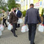 Ostrowiec Św. Przekazanie płynów do dezynfekcji do Domu Ulgi w Cierpieniu imienia św. Jana Pawła II / Emilia Sitarska / Radio Kielce