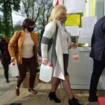 Ostrowiec Św. Przekazanie płynów do dezynfekcji do Domu Ulgi w Cierpieniu imienia św. Jana Pawła II / Emilia Sitarska / Radio Kielce