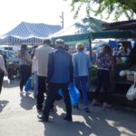 02.05.2020. Ostrowiec Świętokrzyski. Targowisko miejskie w czasie pandemii / Emilia Sitarska / Radio Kielce