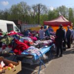 02.05.2020. Ostrowiec Świętokrzyski. Targowisko miejskie w czasie pandemii / Emilia Sitarska / Radio Kielce