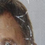 19.05.2020. Ostrowiec Św. Zniszczenia w oknach biura poselskiego / Emilia Sitarska / Radio Kielce