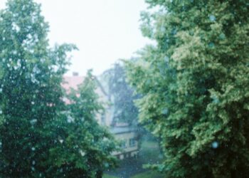 deszcz, ulewa, opady / Radio Katowice