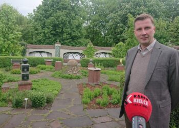 27.05.2020. Jędrzejów. Muzeum im. Przypkowskich. Na zdjęciu: Jan Przypkowski, dyrektor placówki / Ewa Pociejowska-Gawęda / Radio Kielce