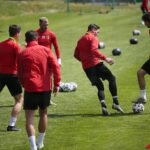 07.05.2020 Kielce. Trening piłkarzy Korony Kielce / Wiktor Taszłow / Radio Kielce