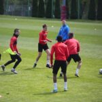 07.05.2020 Kielce. Trening piłkarzy Korony Kielce / Wiktor Taszłow / Radio Kielce
