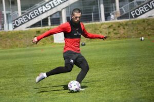 07.05.2020 Kielce. Trening piłkarzy Korony Kielce / Wiktor Taszłow / Radio Kielce