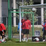 07.05.2020 Kielce. Trening piłkarzy Korony Kielce / Wiktor Taszłow / Radio Kielce