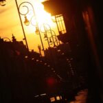 09.05.2020 Kielce. Zachód słońca nad ulicą Sienkiewicza / Wiktor Taszlow / Radio Kielce