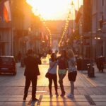 09.05.2020 Kielce. Zachód słońca nad ulicą Sienkiewicza / Wiktor Taszlow / Radio Kielce