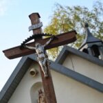 01.05.2020. Kostomłoty. Kaplica Przemienienia Pańskiego. Góra Świętego Jana. Kamieniołom Mogiłki / Wiktor Taszłow / Radio Kielce