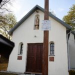 01.05.2020. Kostomłoty. Kaplica Przemienienia Pańskiego. Góra Świętego Jana. Kamieniołom Mogiłki / Wiktor Taszłow / Radio Kielce