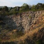 01.05.2020. Kostomłoty. Kaplica Przemienienia Pańskiego. Góra Świętego Jana. Kamieniołom Mogiłki / Wiktor Taszłow / Radio Kielce