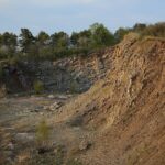 01.05.2020. Kostomłoty. Kaplica Przemienienia Pańskiego. Góra Świętego Jana. Kamieniołom Mogiłki / Wiktor Taszłow / Radio Kielce