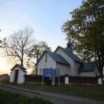 01.05.2020. Kostomłoty. Kaplica Przemienienia Pańskiego. Góra Świętego Jana. Kamieniołom Mogiłki / Wiktor Taszłow / Radio Kielce