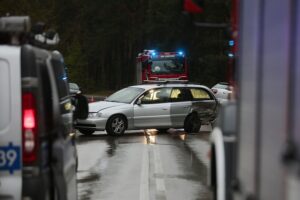 11.05.2020. Cedzyna. Wypadek / Wiktor Taszłow / Radio Kielce