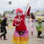 12.05.2020. Kielce. Wolontariusze Fundacji „Dr Clown” odwiedzili pielęgniarki / Wiktor Taszłow / Radio Kielce