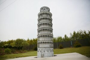 15.05.2020. Krajno. Park miniatur / Wiktor Taszłow / Radio Kielce