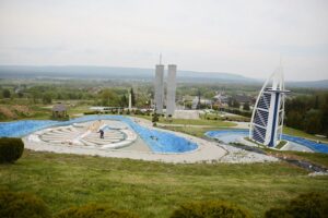 15.05.2020. Krajno. Park miniatur / Wiktor Taszłow / Radio Kielce