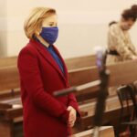 18.05.2020. Kielce. Msza święta w kościele akademickim w setną rocznicę urodzin św. Jana Pawła II. Na zdjęciu: Anna Krupka - wiceminister sportu / Wiktor Taszłow / Radio Kielce