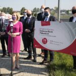 19.05.2020. Bilcza. Konferencja poseł Anny Krupki - wiceminister sportu / Wiktor Taszlow / Radio Kielce