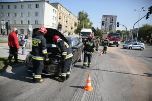 19.05.2020. Kielce. Kolizja na skrzyżowaniu Zagórskiej z Tarnowską / Wiktor Taszłow / Radio Kielce