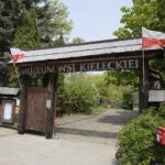 23.05.2020. Tokarnia. Pierwsi goście w skansenie / Wiktor Taszłow / Radio Kielce