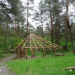 31.05.2020 Krzemionki Opatowskie. Rezerwat Krzemionki. Osada neolityczna / Emilia Sitarska / Radio Kielce