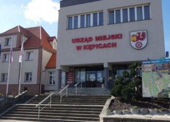 Kępice. Urząd Miejski / Radio Koszlain