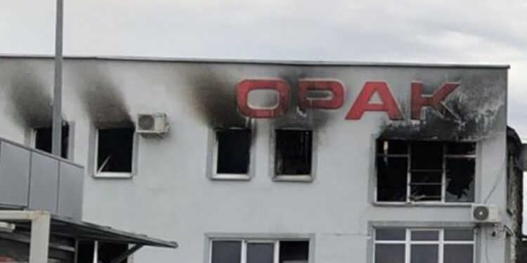 RADIO KOSZALIN. Zwarcie instalacji elektrycznej było przyczyną gigantycznego pożaru w fabryce opakowań w Szczecinku - Radio Kielce prk24.pl