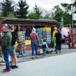 17.05.2020. Ujazd. Turyści na zamku Krzyżtopór w czasie epidemii / Emilia Sitarska / Radio Kielce