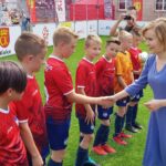 21.06.2020. Kielce. Turniej piłkarski „Piątki na Rynku Sport CK 2020”. Na zdjęciu (po prawej): Anna Krupka - wiceminister sportu / Maciej Makuła / Radio Kielce